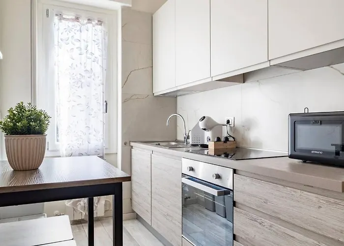 Snt - Center Apartman *